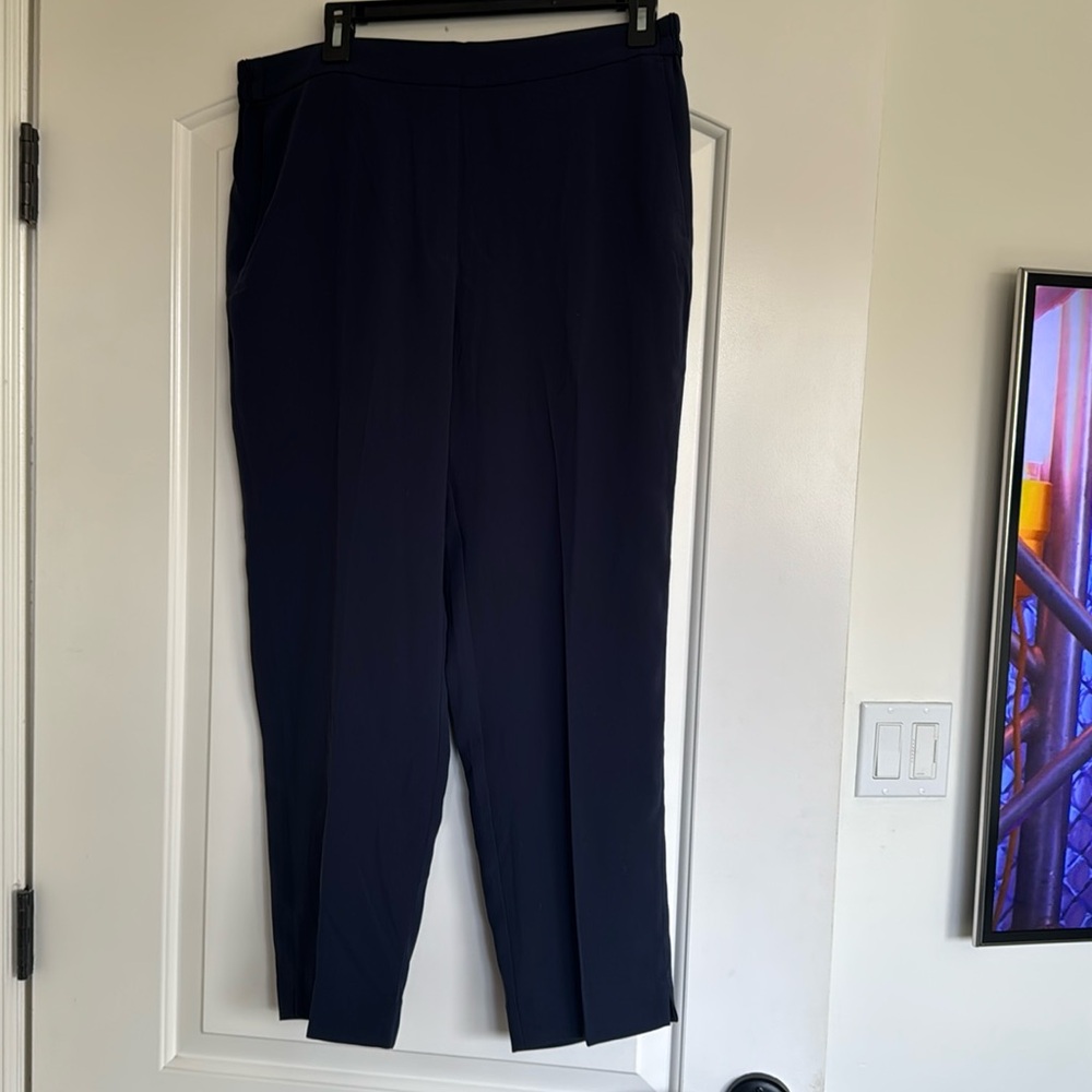 J Crew Jamie pant stretchable
Size 12
Color Navy